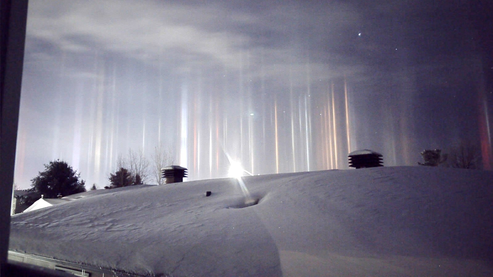 Photographer Captures Light Pillars in the Icy Night Sky PetaPixel