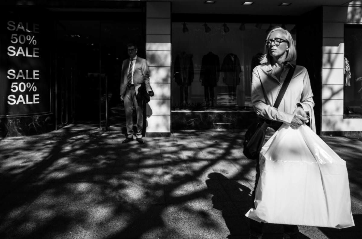 On the Fear of Photographing in Public | PetaPixel