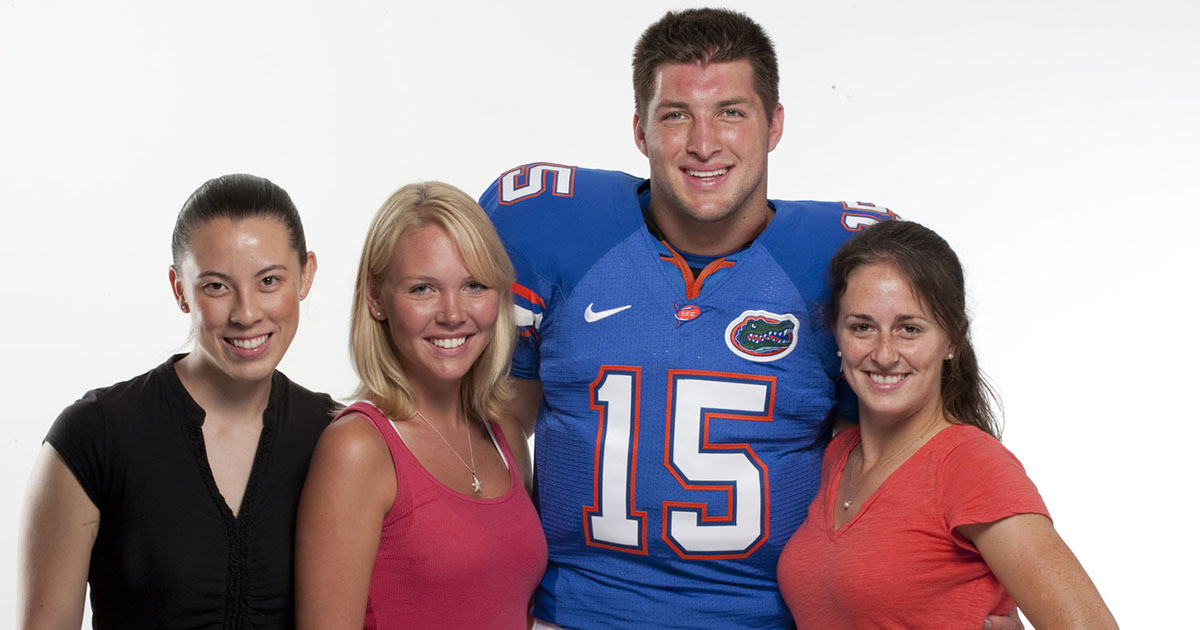 Friends, teammates, coaches say Tim Tebow is exactly as advertised