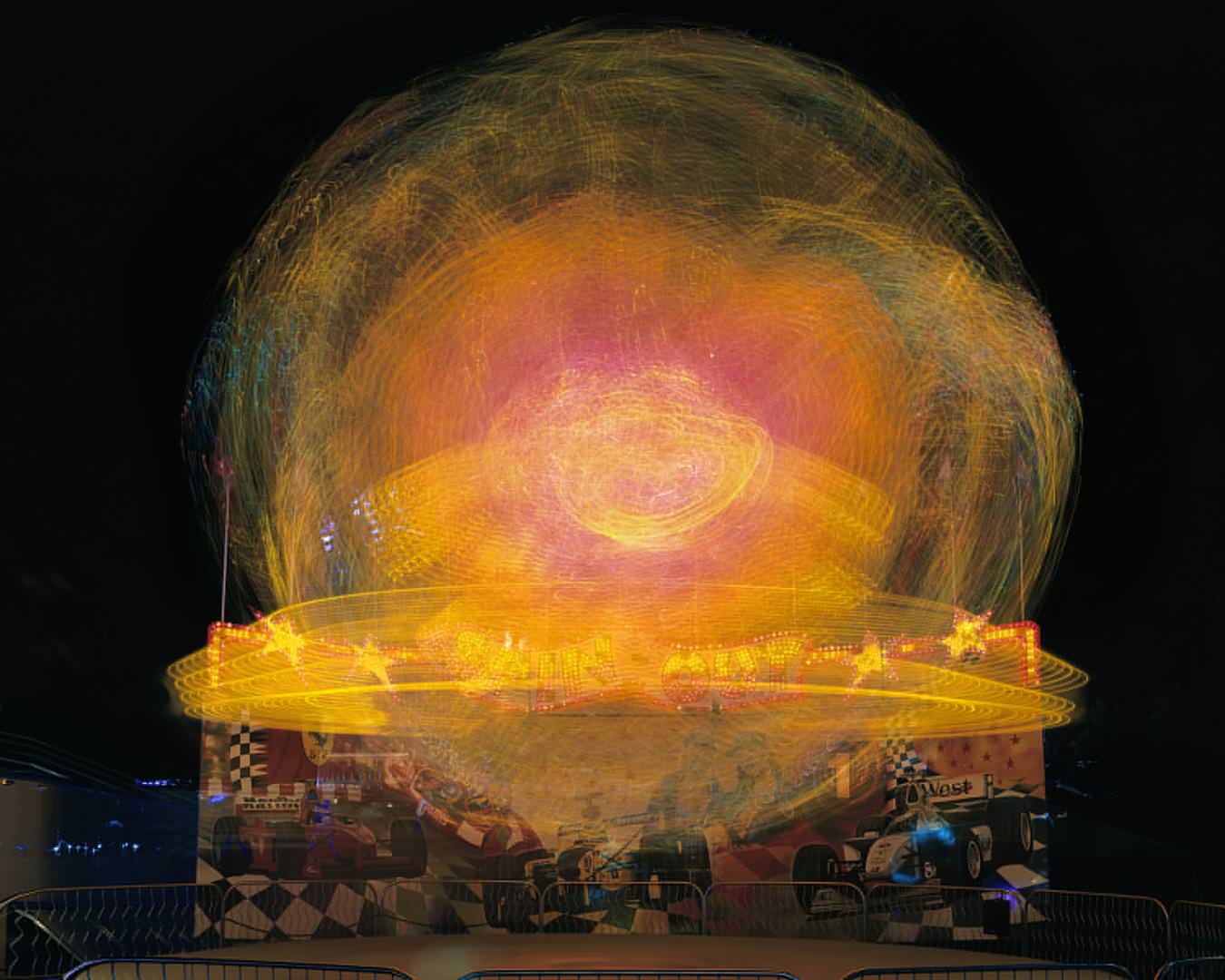 Long-Exposure Photos of Carnival Rides Over the Decades | PetaPixel