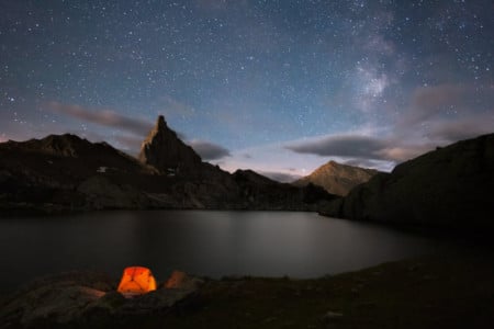 What I've Learned from Shooting at Night on the Alps | PetaPixel