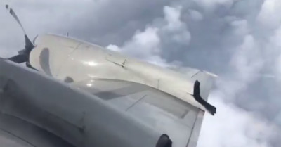 Cameras Capture What It's Like To Fly Into The Eye Of Hurricane Irma ...