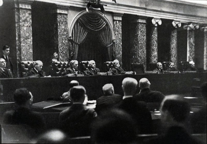 These Are The Only Two Photos Of The Us Supreme Court In Session Petapixel