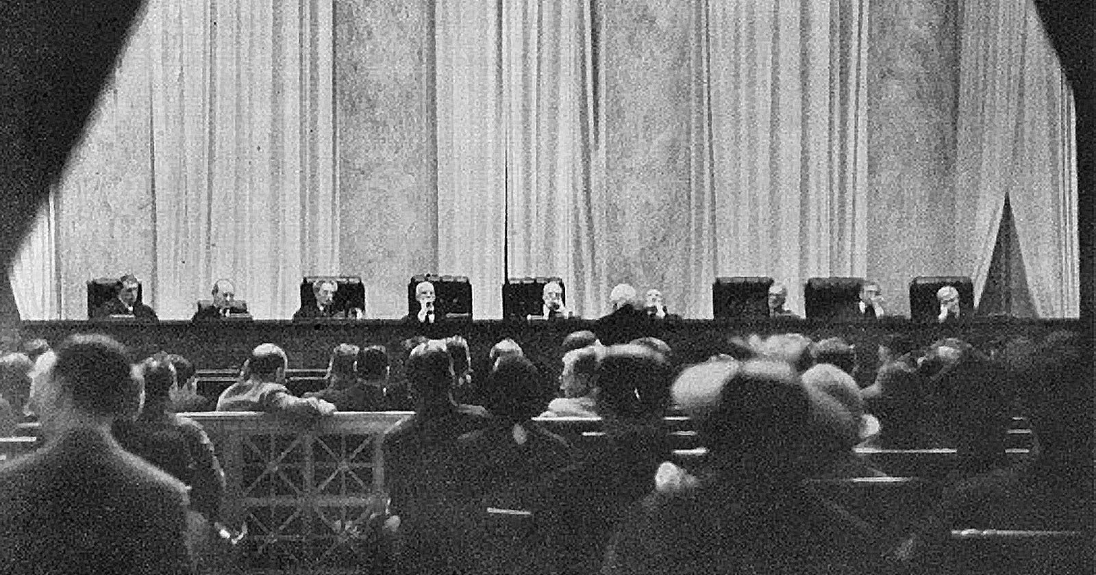 These Are The Only Two Photos Of The Us Supreme Court In Session