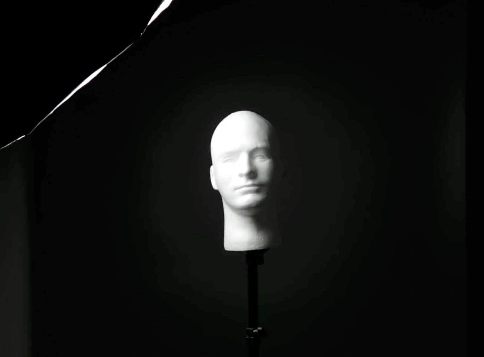 Tip: Use a Mannequin Head to Practice Portrait Lighting Without a Model
