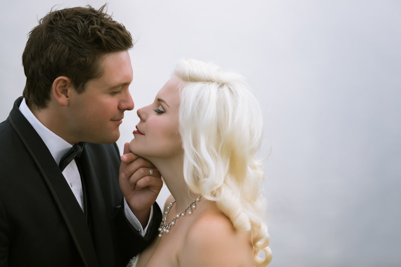 Tips for Posing Curvy Brides