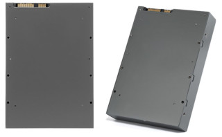 The World's Largest SSD is Now 100TB | PetaPixel