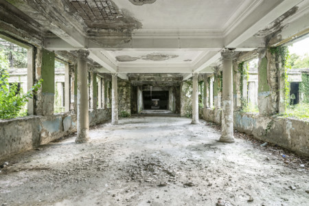 Photos Inside the Ruins of Luxurious Soviet Spas and Sanatoria | PetaPixel