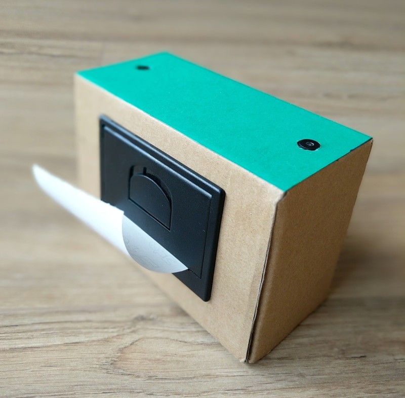 This Instant Camera for Kids Uses Cheap Thermal Paper for Prints