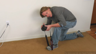 A Guide to Basic Camera Straps: Are You Using Yours Wrong? | PetaPixel
