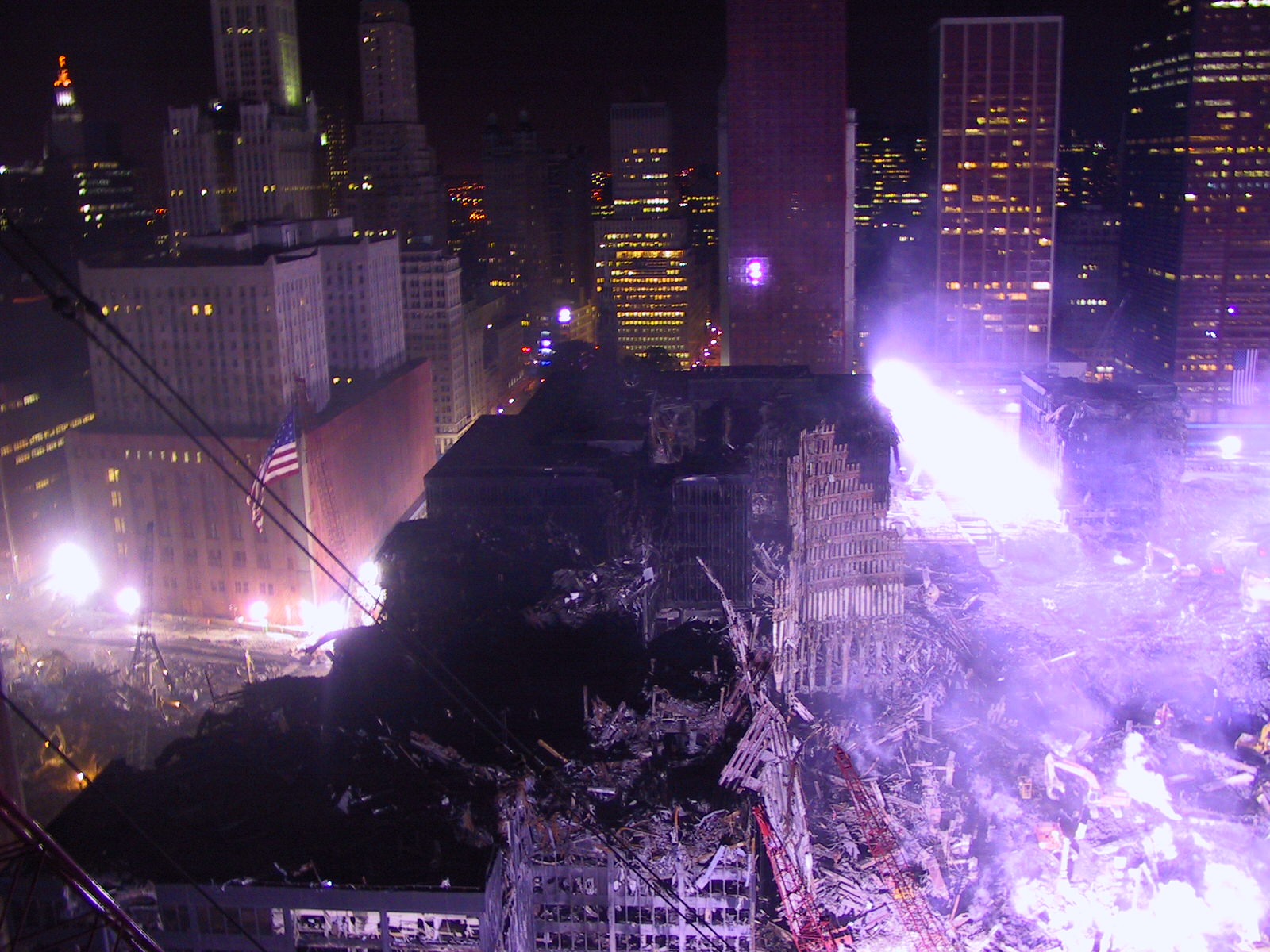 Что случилось в 2001 году. Башни-Близнецы 11 сентября 2001. Взрыв башен-близнецов в Нью-Йорке 11 сентября.