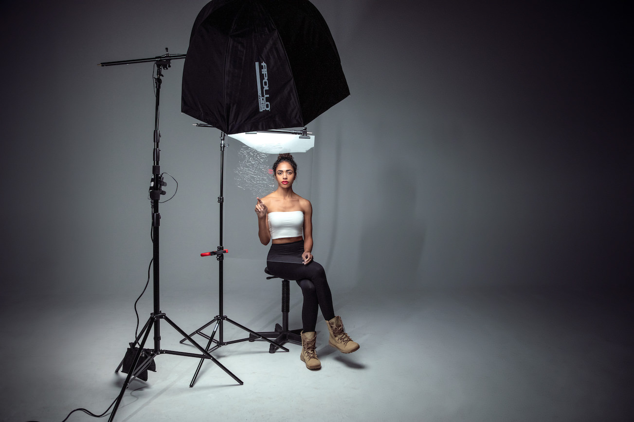 3 Ways to Use Plexiglass for Creative Portraits PetaPixel