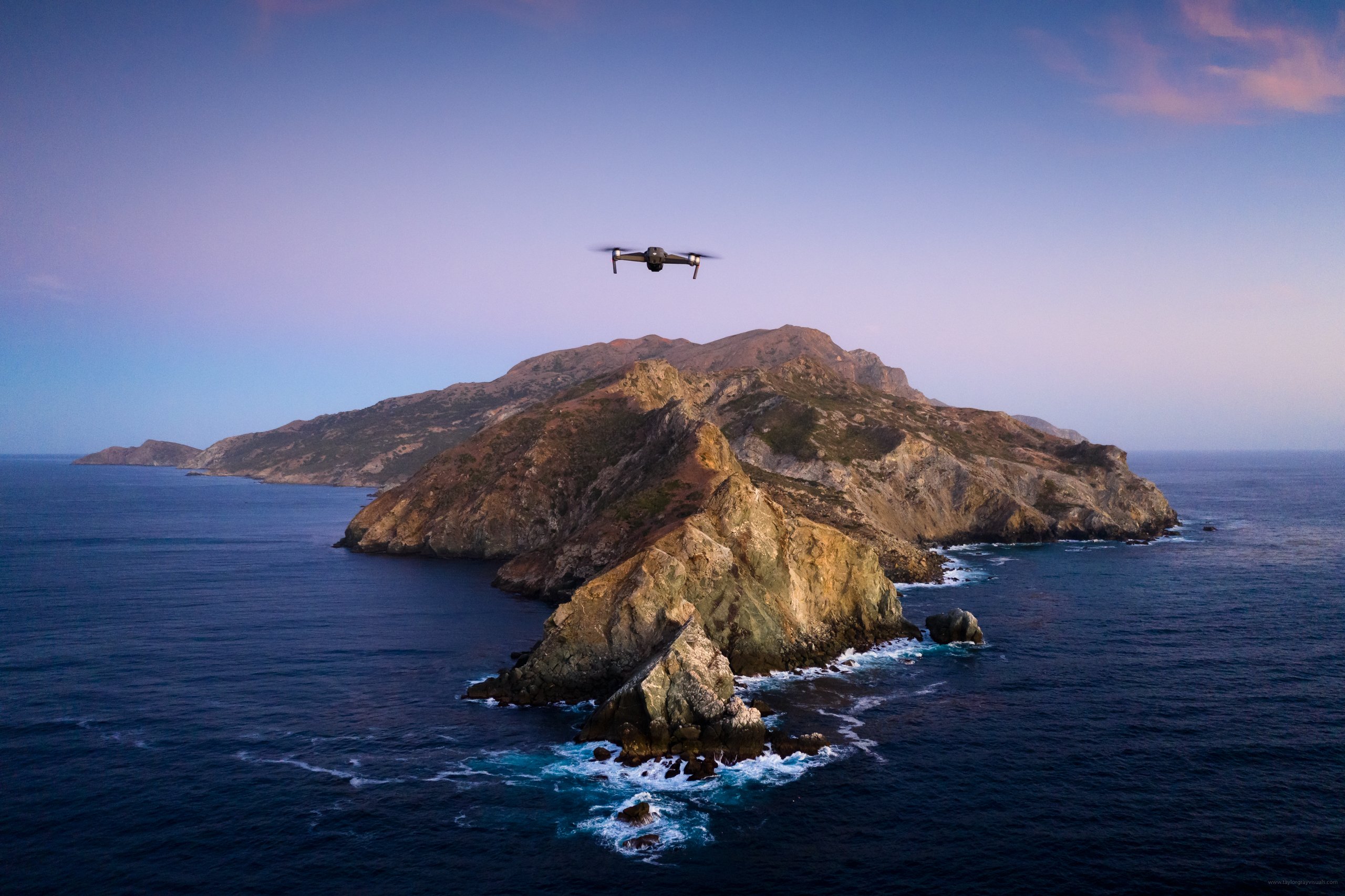 These Photographers Reshot Apple's macOS Catalina Wallpaper in Real