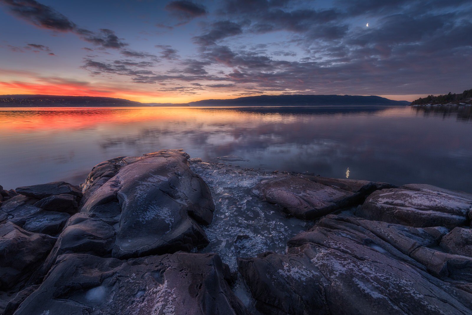 Twenty Meters of Rocks: Revisiting the Same Spot Multiple Times | PetaPixel