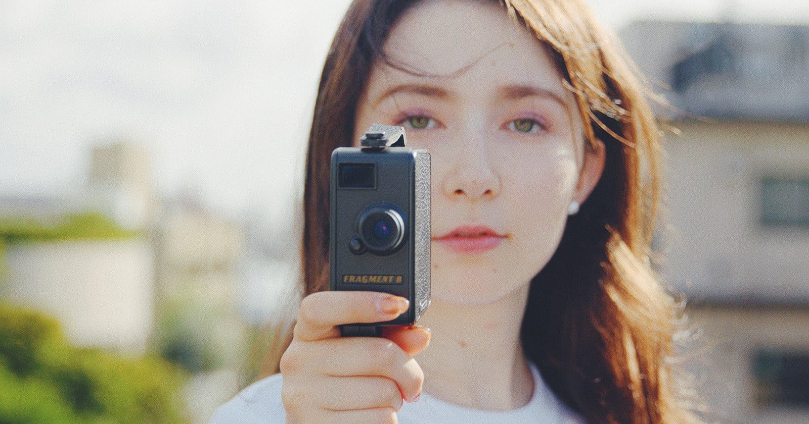 This Super 8-Inspired Camera Shoots GIFs to Recreate the Look and Feel of 8mm Film