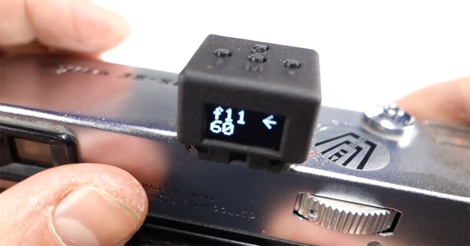 This Tiny Hotshoe Meter is Perfect Film PetaPixel