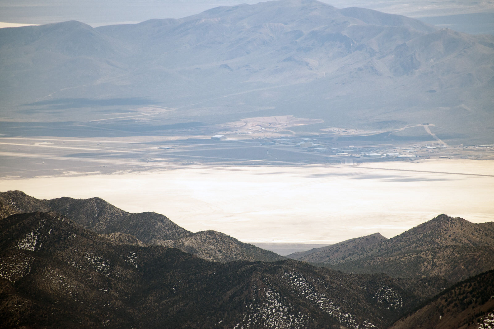 This Pilot Took Rare Aerial Photos of Area 51 | PetaPixel