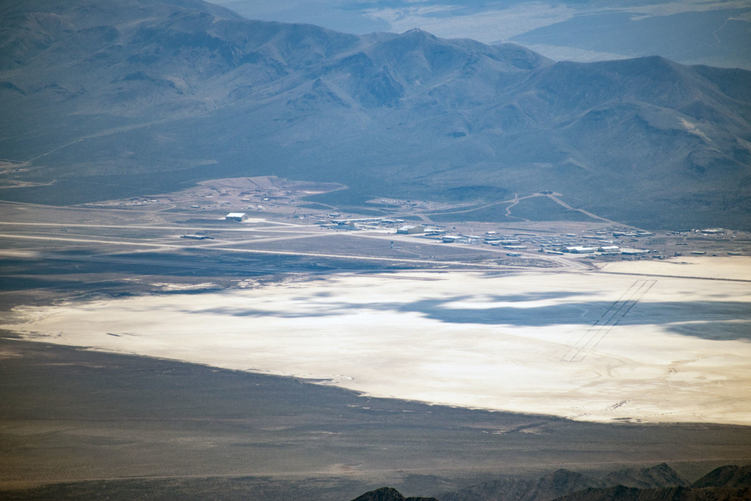 This Pilot Took Rare Aerial Photos of Area 51 | PetaPixel