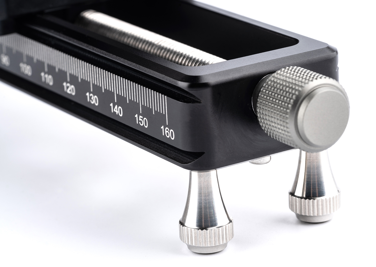NiSi Unveils Its First Macro Focusing Rail for Precise Focus Stacking
