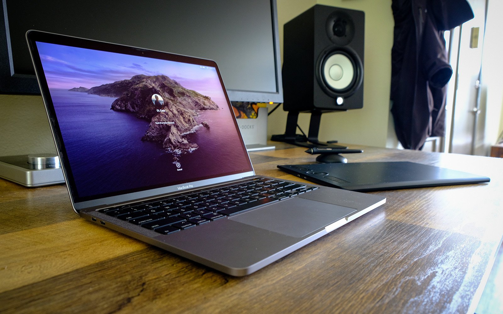 Review: The New 13-Inch MacBook Pro is Surprisingly Powerful 