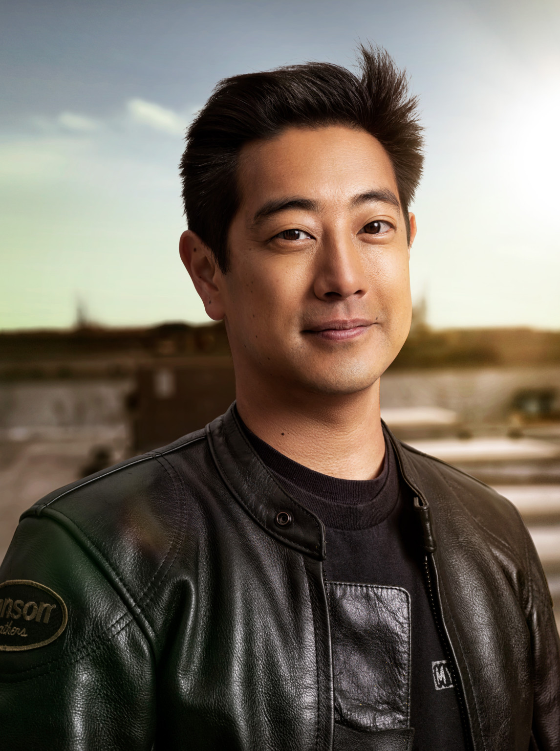 my-photo-shoot-with-grant-imahara-petapixel
