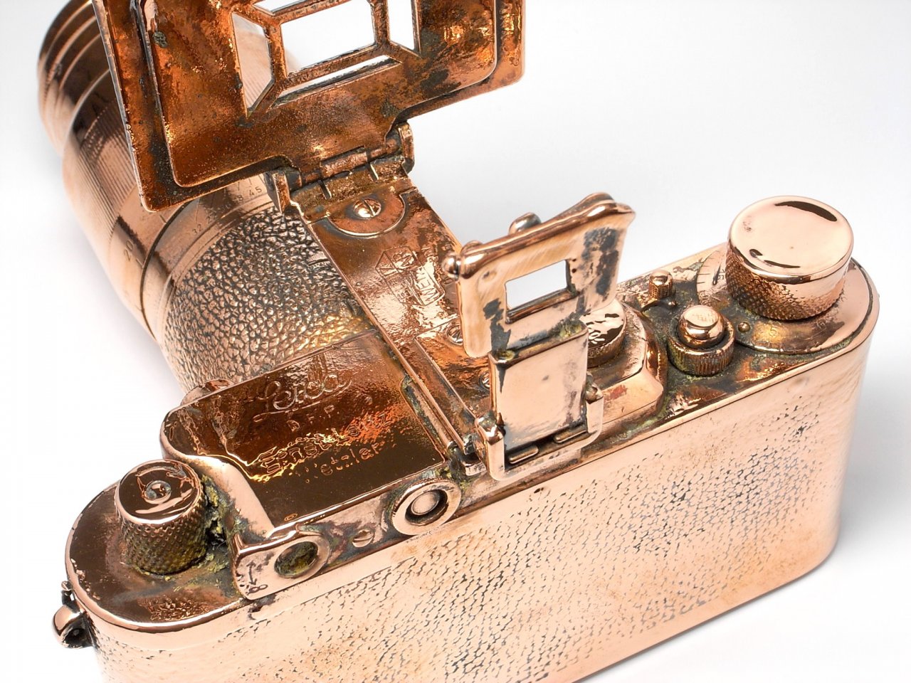 This Camera Store is Selling 'Copper Plated' Leica Cameras as Art ...
