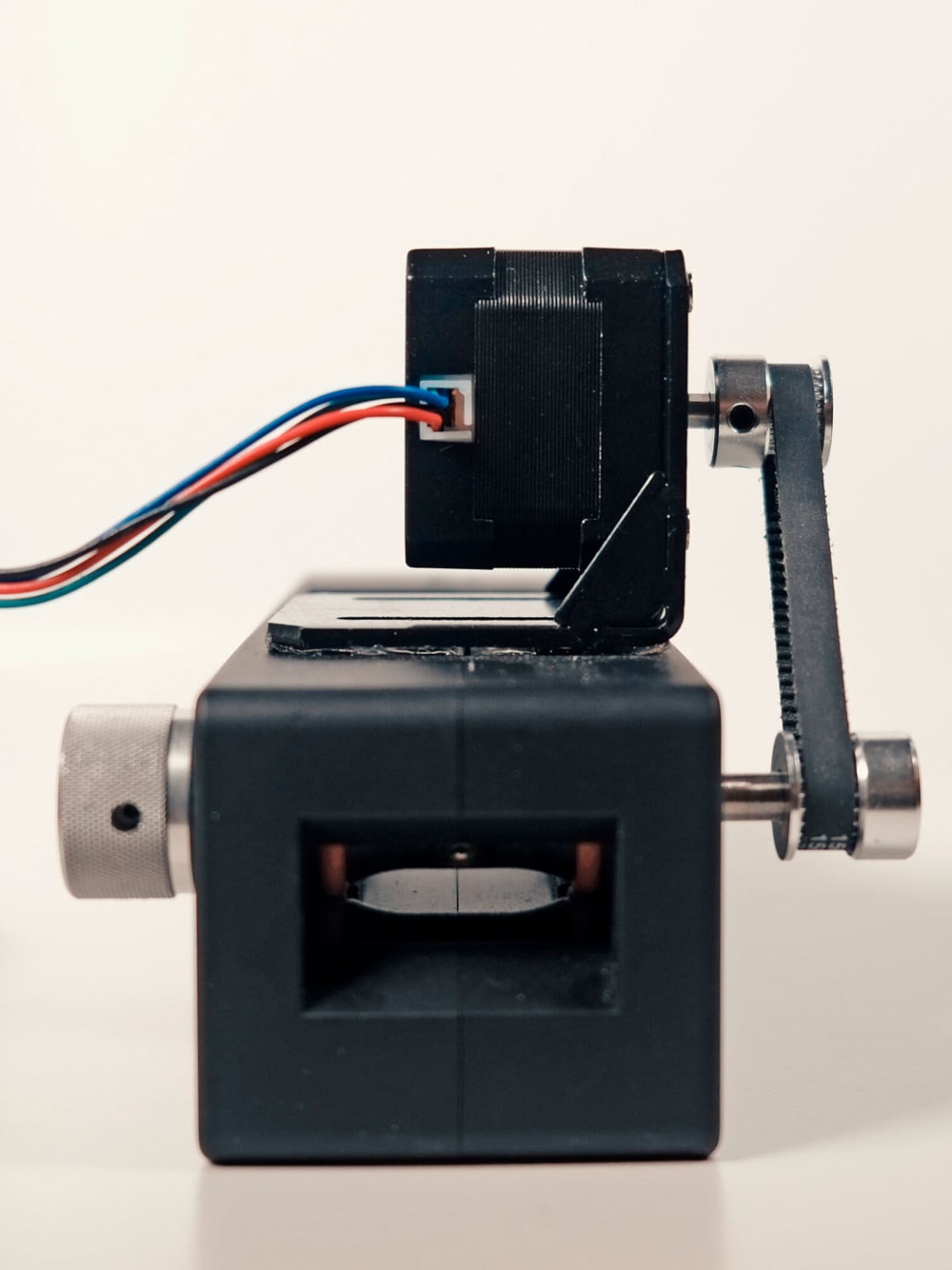 How to Make an Auto 35mm Film Scanner with Arduino Nano and Python ...