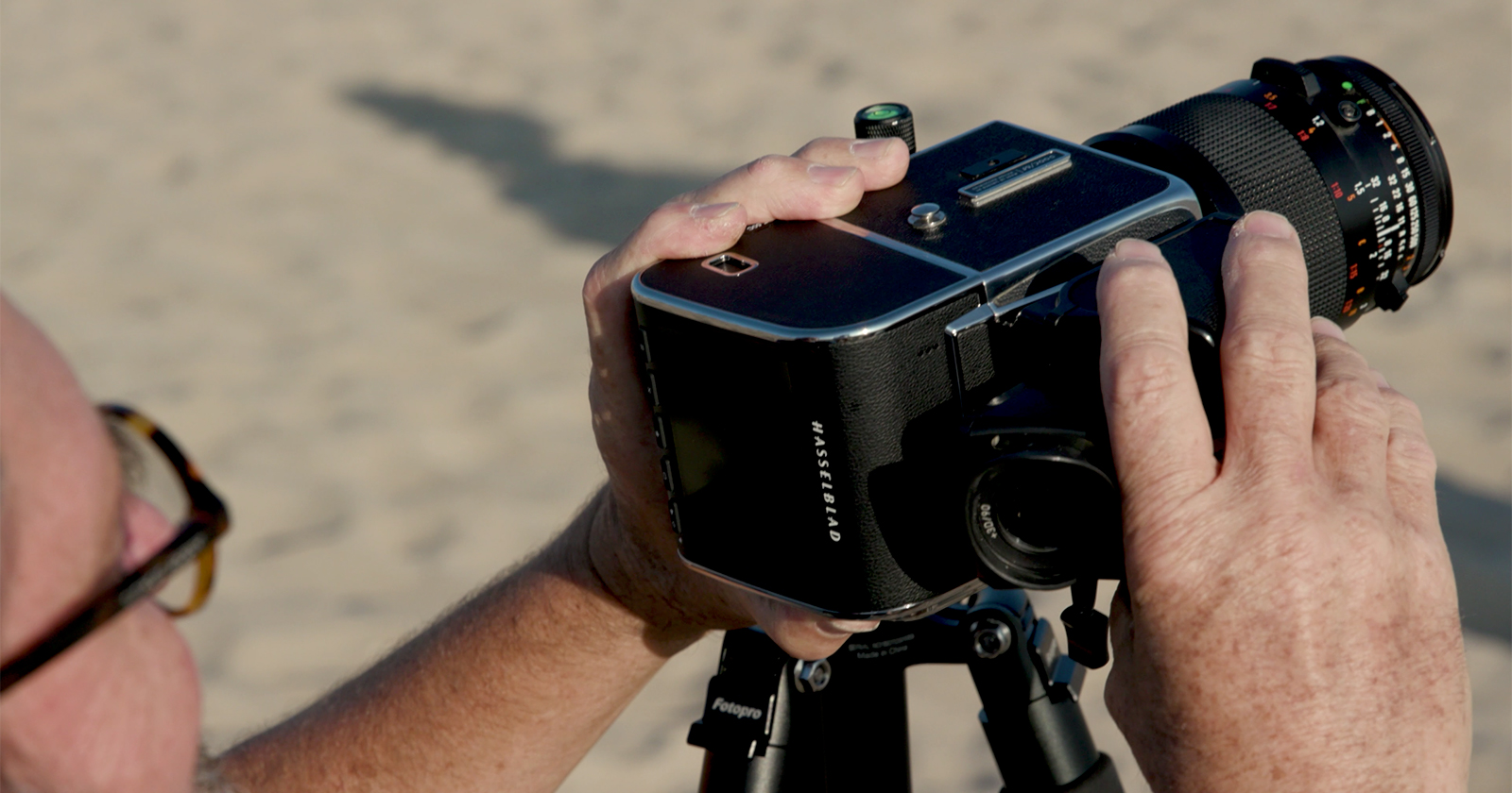 Hasselblad 907X Hands-On Review and Vintage Lens Test