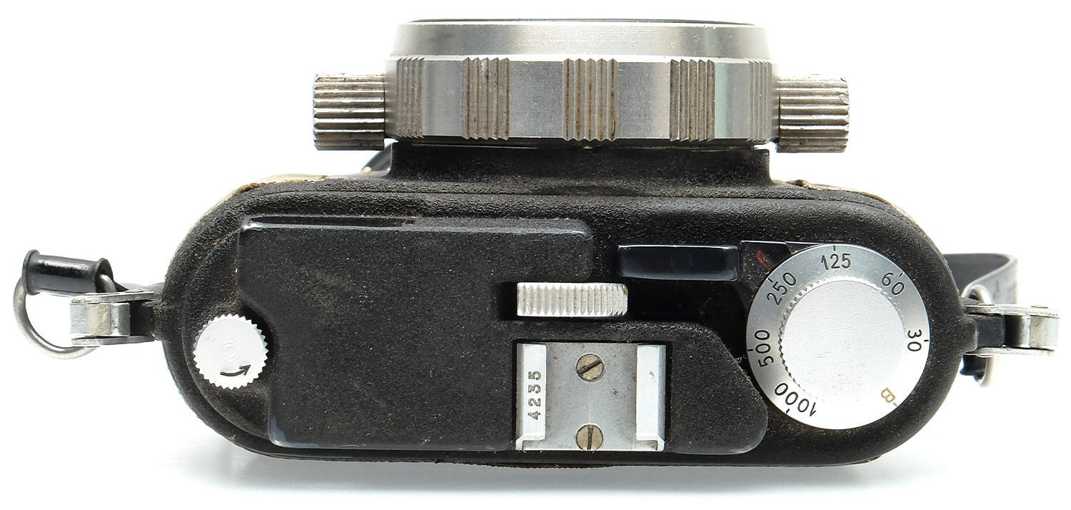 Calypso, The Original Underwater Camera That Became the Nikonos Top