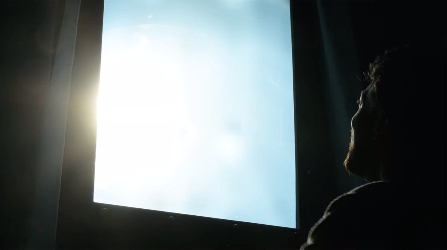 How to Build a Fake Sun That Looks Unbelievably Realistic