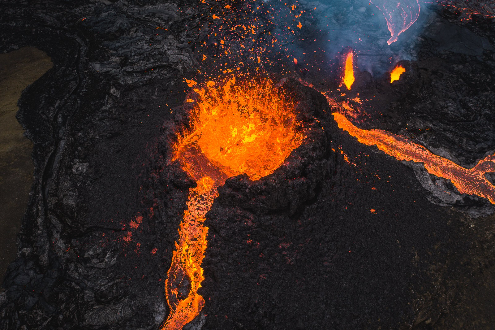 This is What Happens When You Fly a Drone Into a Volcano | PetaPixel