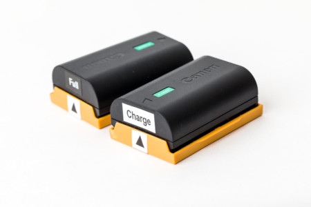A DIY Solution for Tracking the Charge of Camera Batteries | PetaPixel