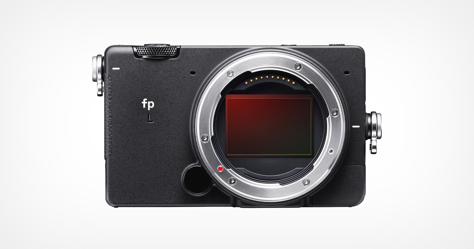 Tiny size, 61 MP full-frame sensor, hybrid AF