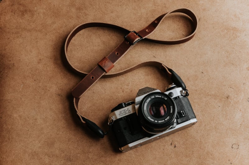 clever camera strap