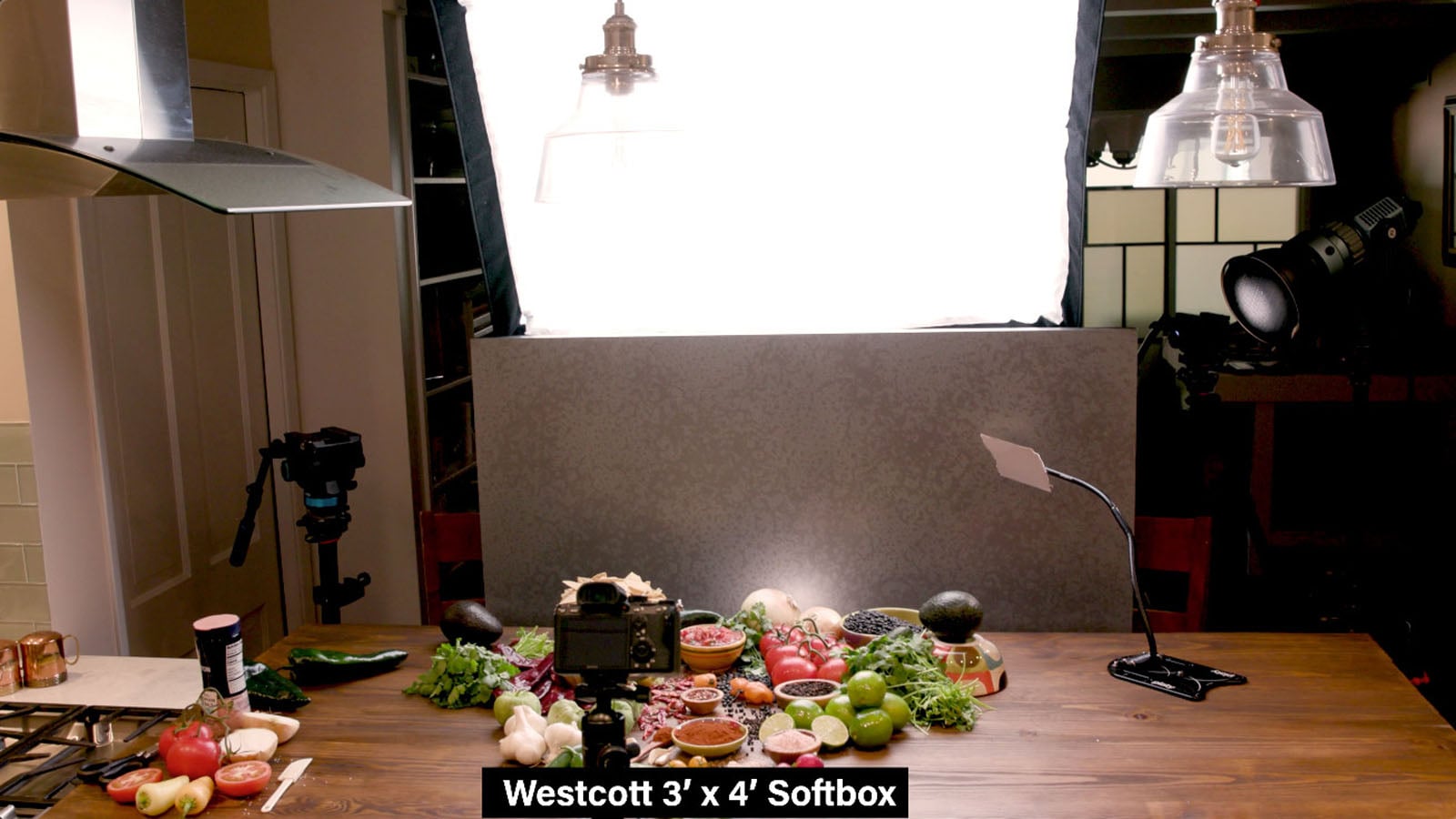 How to Do Top Back Lighting in Product Photography | PetaPixel