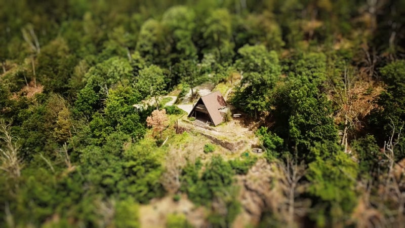 How to Create Tilt-Shift Miniature World Time-lapse?