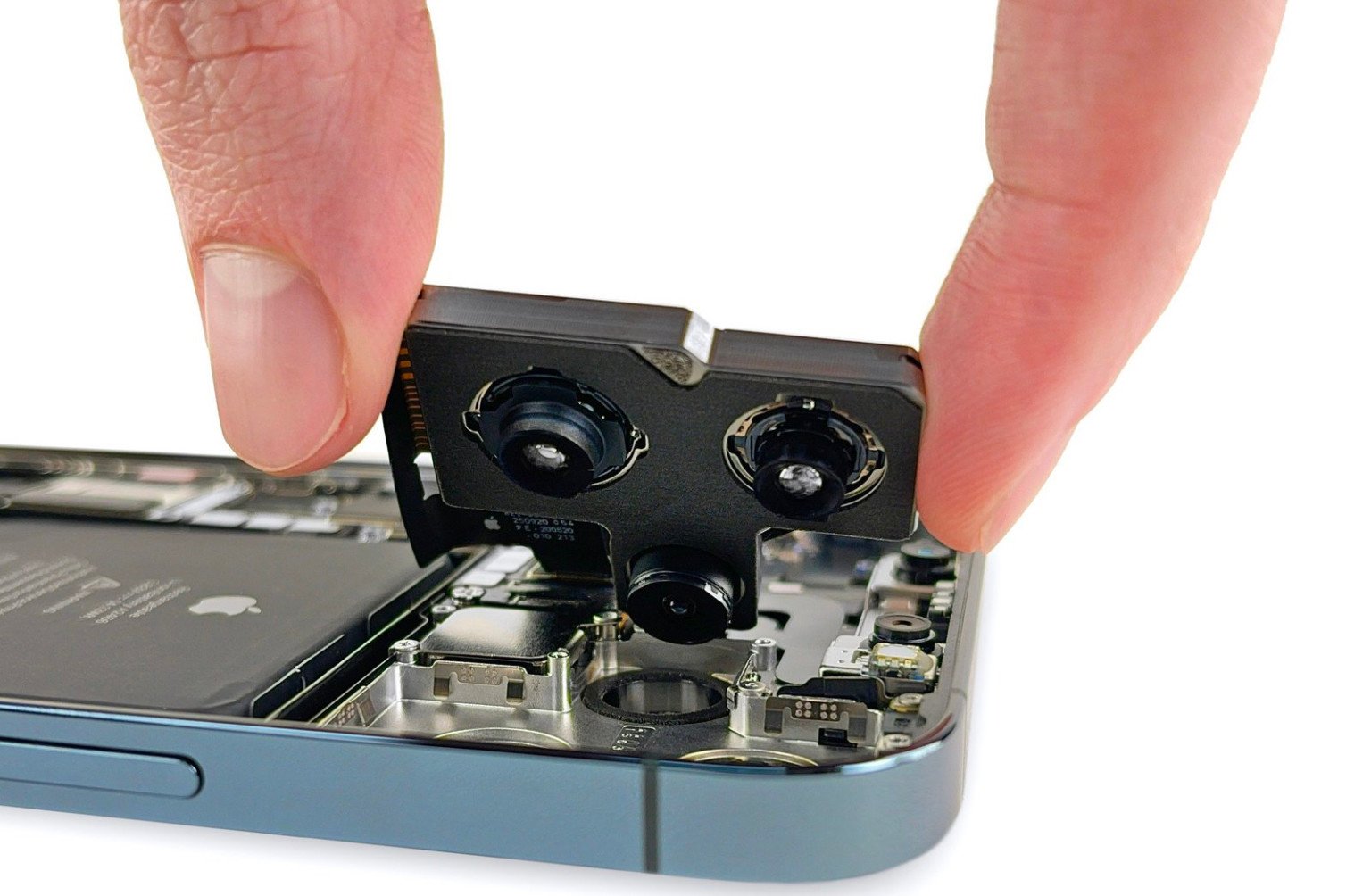 Teardown Shows iPhone 13 Pro Camera Module is Much Larger – Tech Zinga