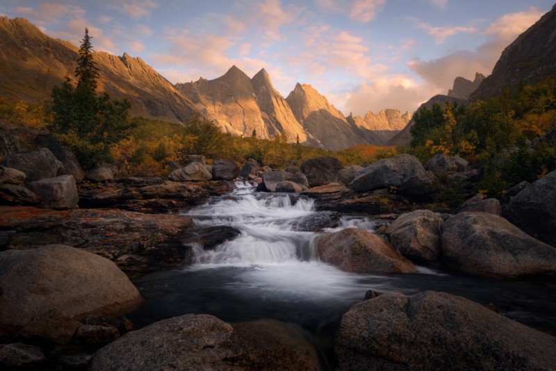 Photographing and Backpacking Through Gates of the Arctic National Park