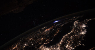 Rare Blue 'Luminous Event' Photographed From the ISS | PetaPixel