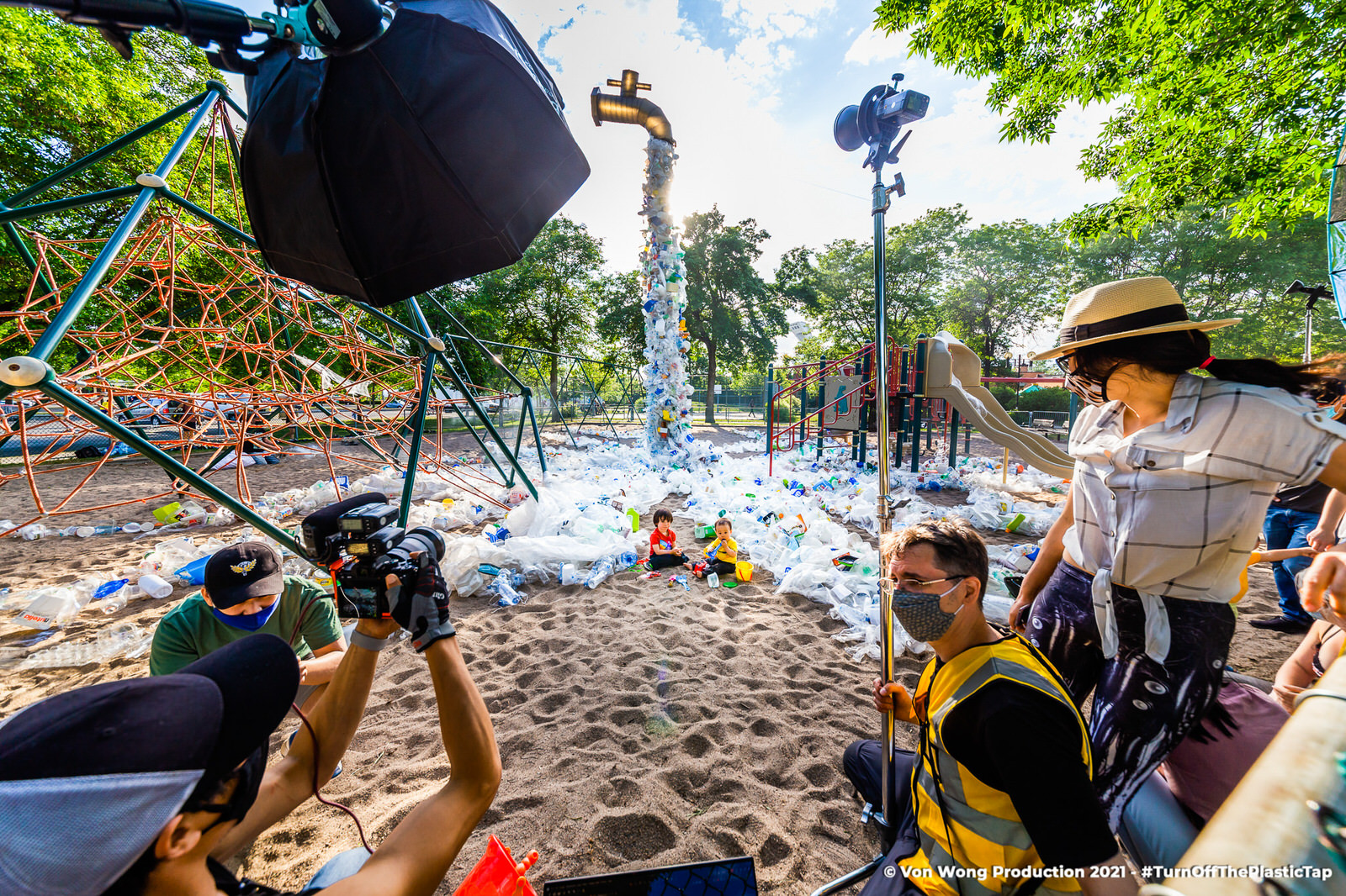 Photographer Sheds Light on Plastic Pollution with a Giant Floating ...