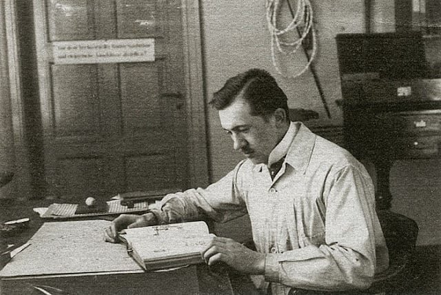Max Berek at his desk