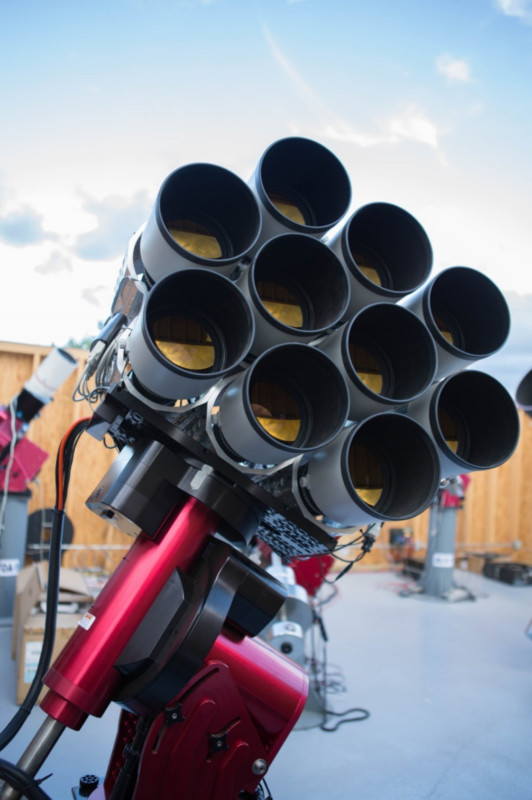 Project Dragonfly lens bundle viewed from the front at an angle