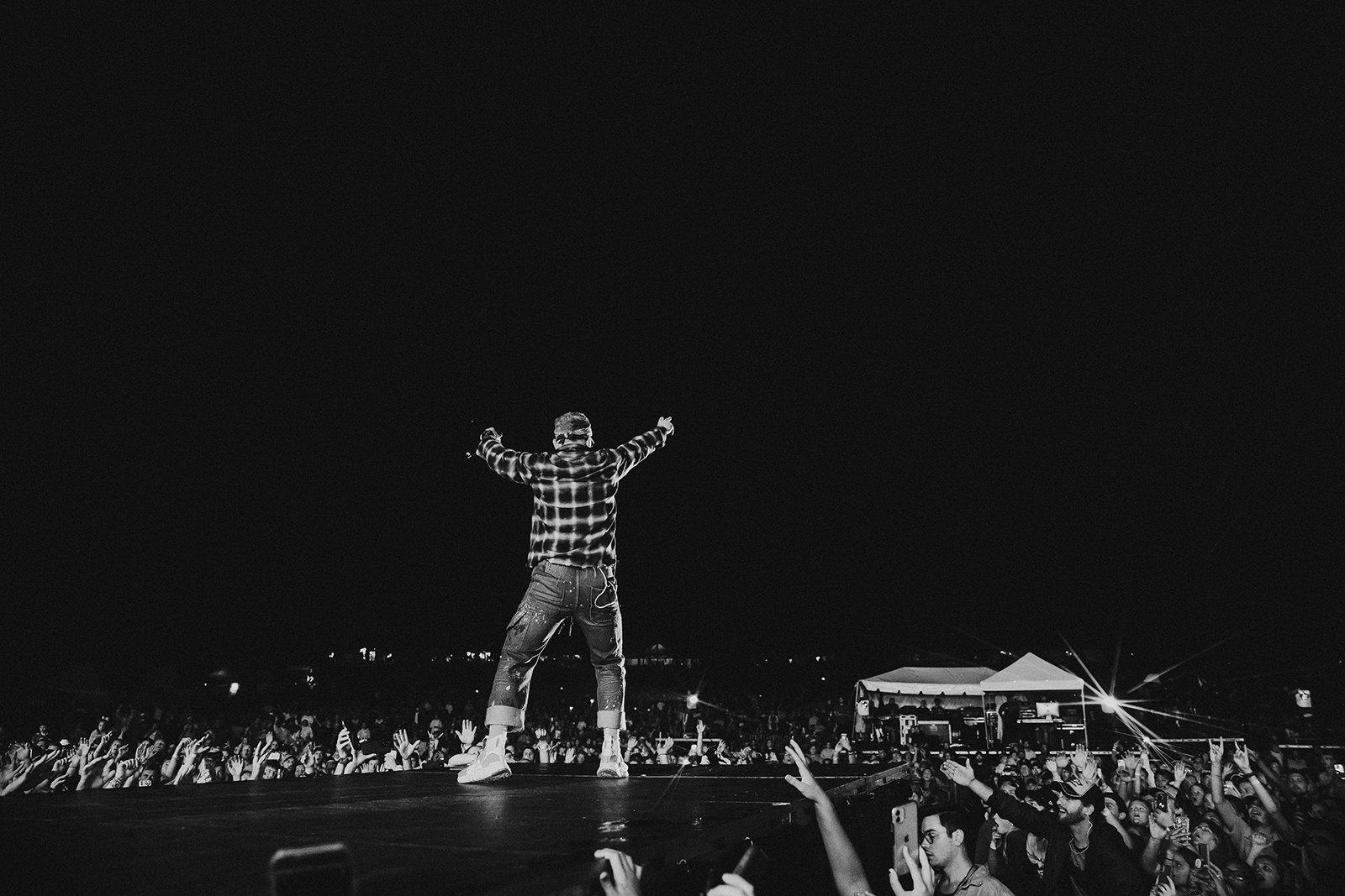 A Basic Guide To Success in Concert Photography | PetaPixel