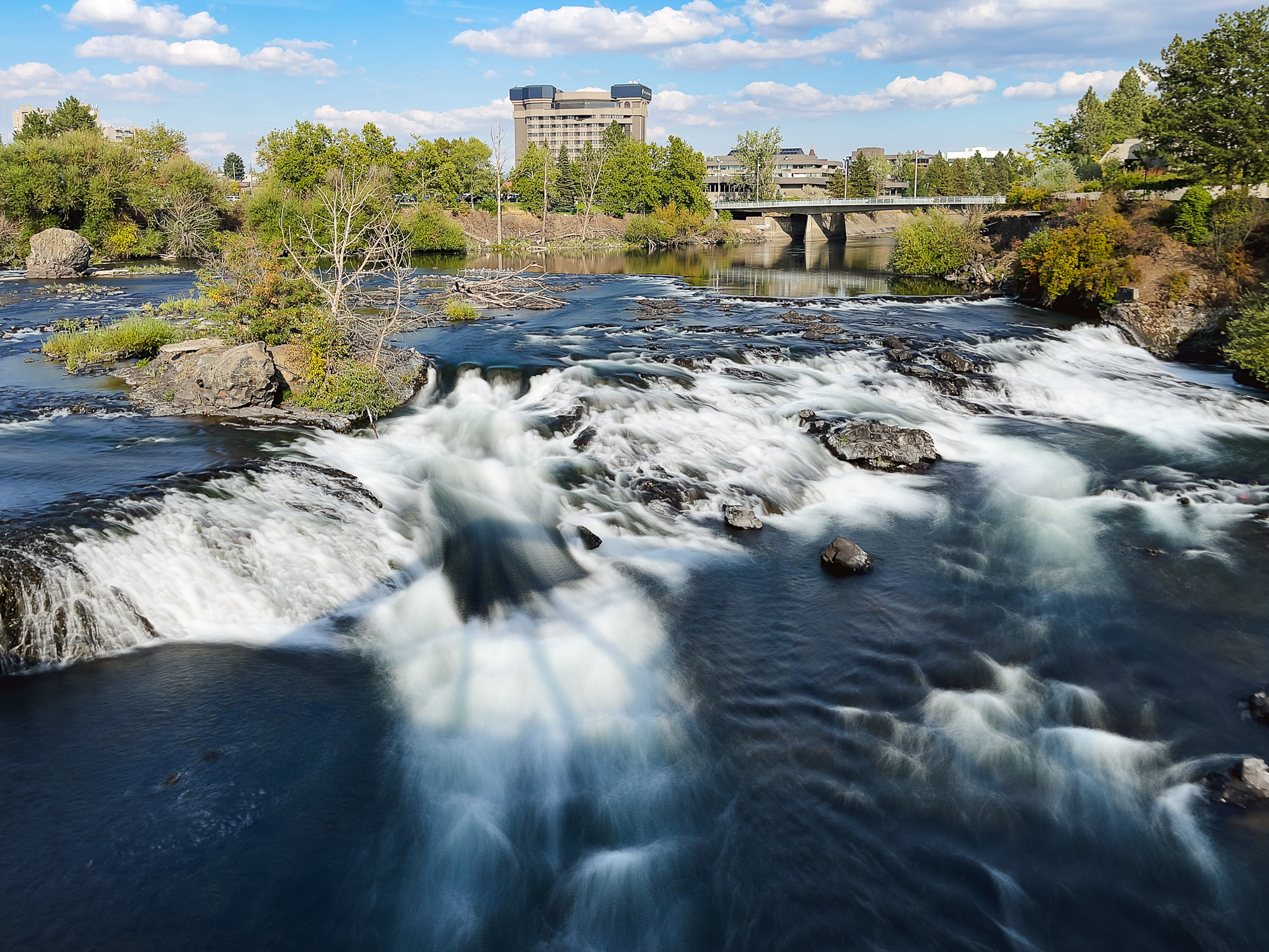 How to Simulate Long Exposure with an iPhone Without ND Filters | PetaPixel