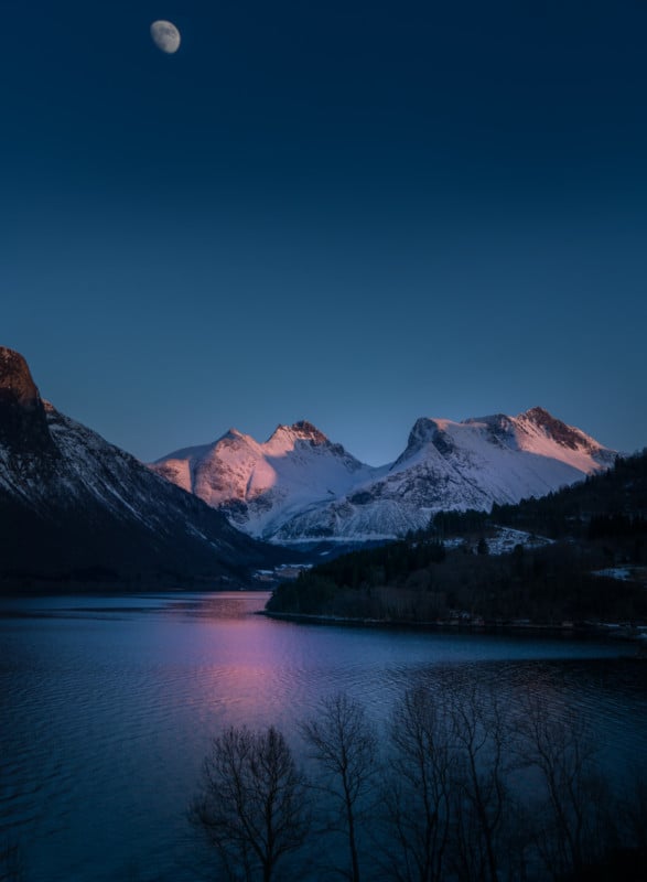 Mountain Climbing Photographer Captures Stunning Shots from Peaks ...