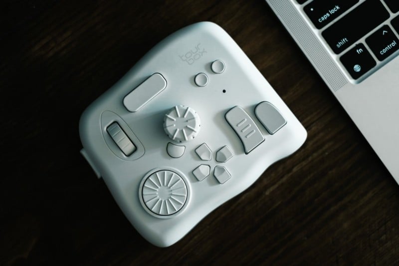 A top view of the TourBox Elite controller