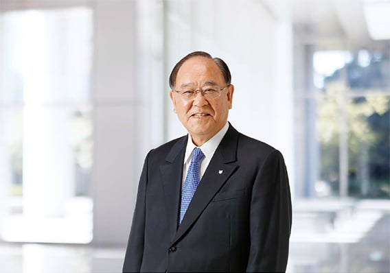 Canon CEO Fujio Mitarai