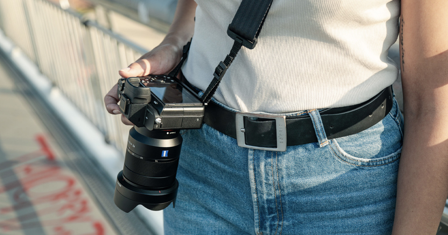 Spinn.Design's New Camera Carrying System is Made For Comfort | PetaPixel