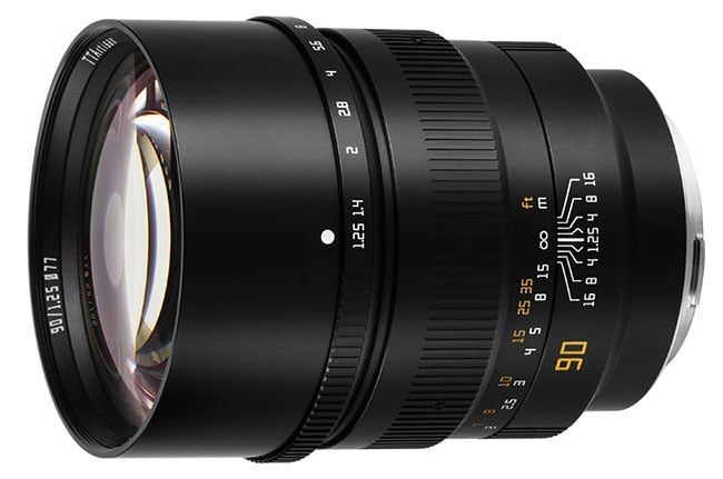 The TTArtisan 90mm f/1.25 lens for mirrorless cameras from the side