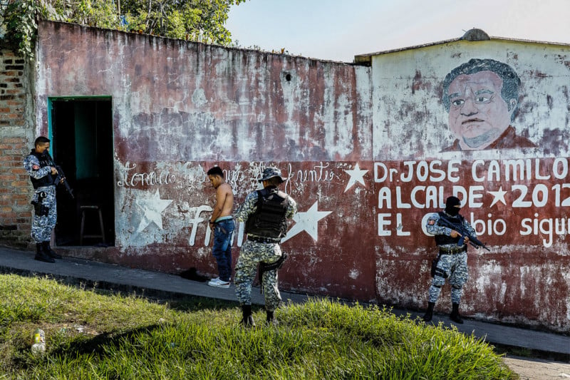 police, El Salvador